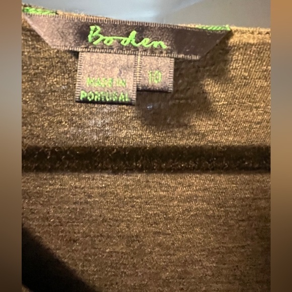 BODEN grey v neck long sleeve shirt size 10 - Picture 3 of 3